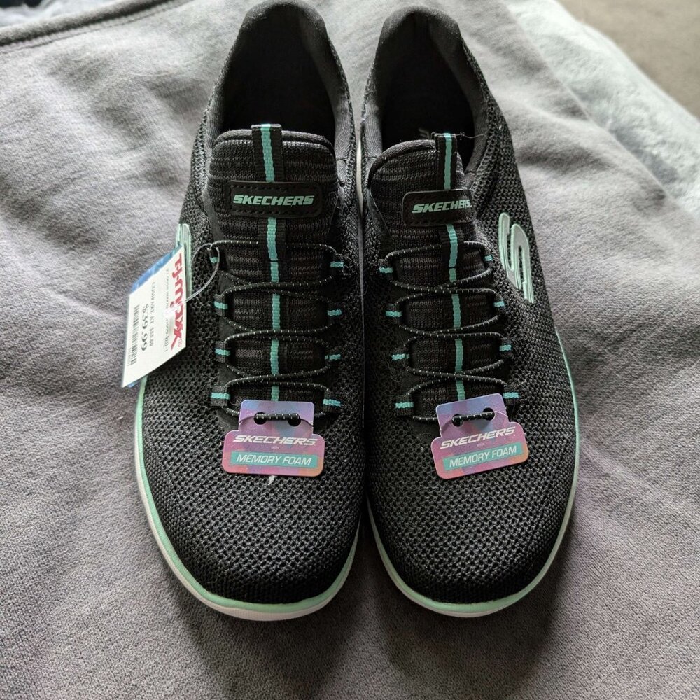 Skechers Memory Foam Women's Sneaker Size 8.5